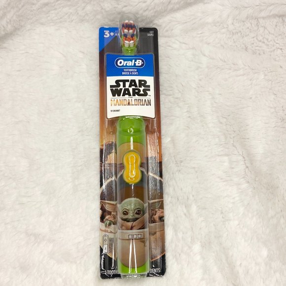 Oral-B Kid's Star Wars Mandalorian Toothbrush - Picture 5 of 8